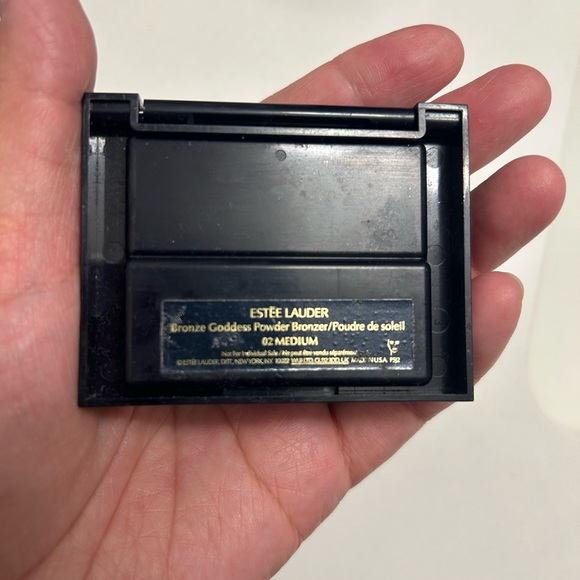 Make up - Picture 3 of 3